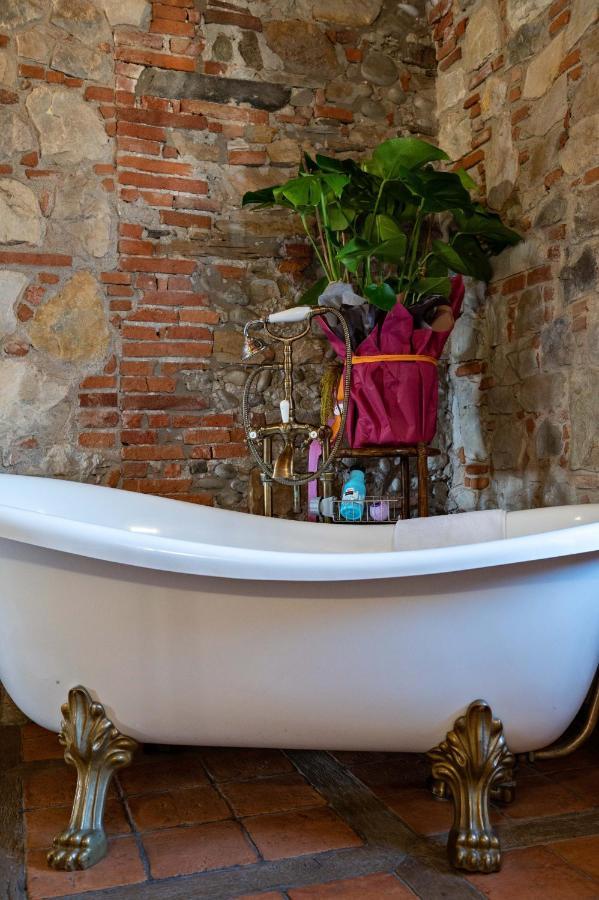Luxury Corte Di Re Artu 2*