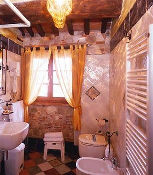 Luxury Corte Di Re Artu 2*