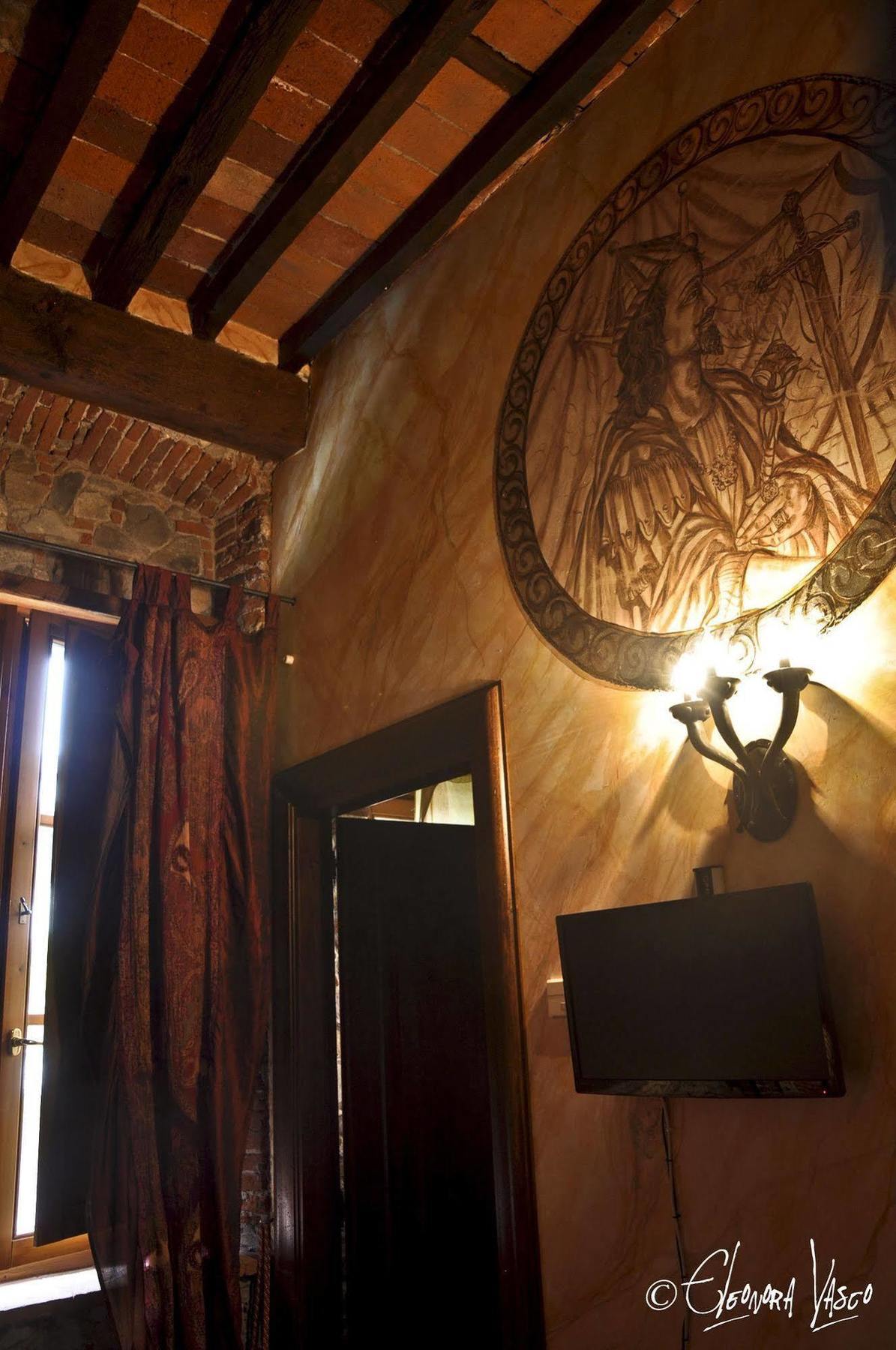Luxury Corte Di Re Artu Bed & Breakfast 2*